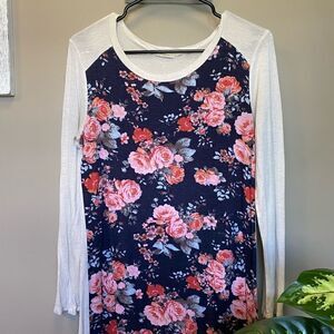 12PM by Mon Ami Women’s Medium Floral Long Sleeve